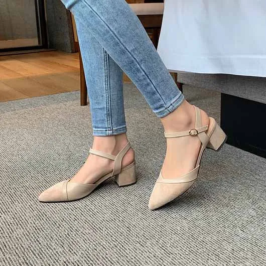 Pointed Toe Low Chunky Heels Pump Shoes