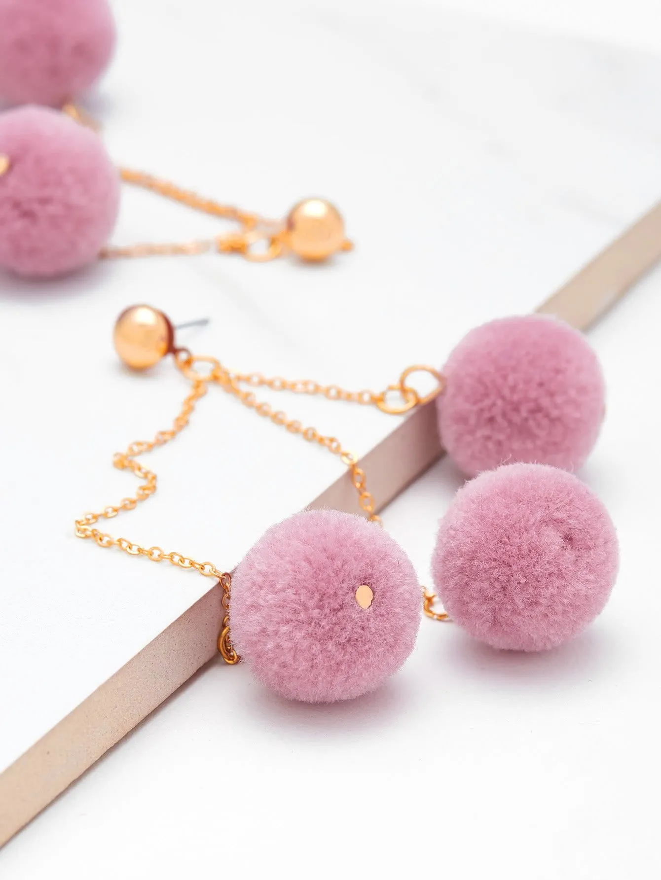 Pom Pom dangling earrings